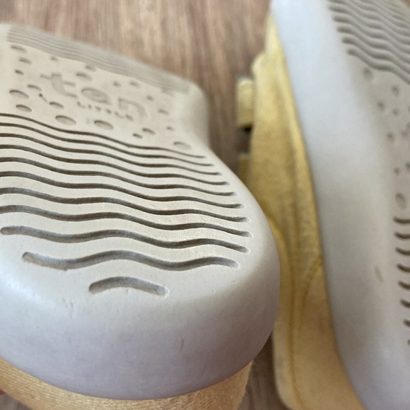 Ten Little Yellow Flexible Sole size 12 toddler/little kid sneakers - Picture 5 of 8